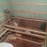 Caja en el baño