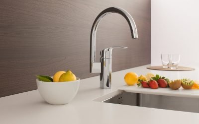 Cómo instalar la batidora en la cocina