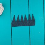 Cortar clavos de papel verde