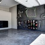 Bicicletas en la pared