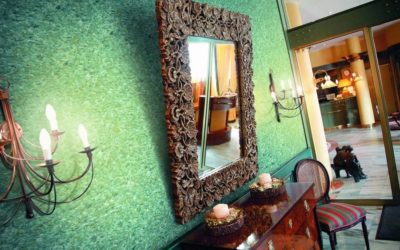 Papel pintado líquido en el interior.